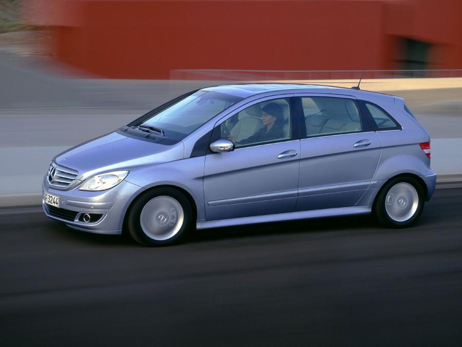  Mercedes-Benz B200 CDI 2005 года  (фото 17 из 22)